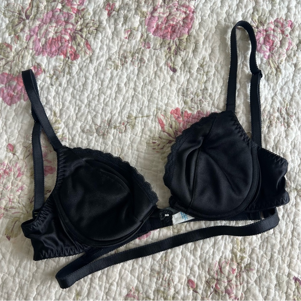 Vintage Black Push-up Bra